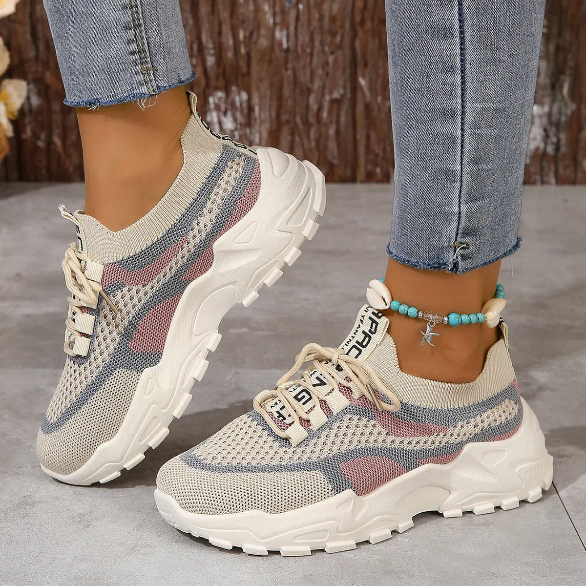 Chic Vintage Airy Sneakers