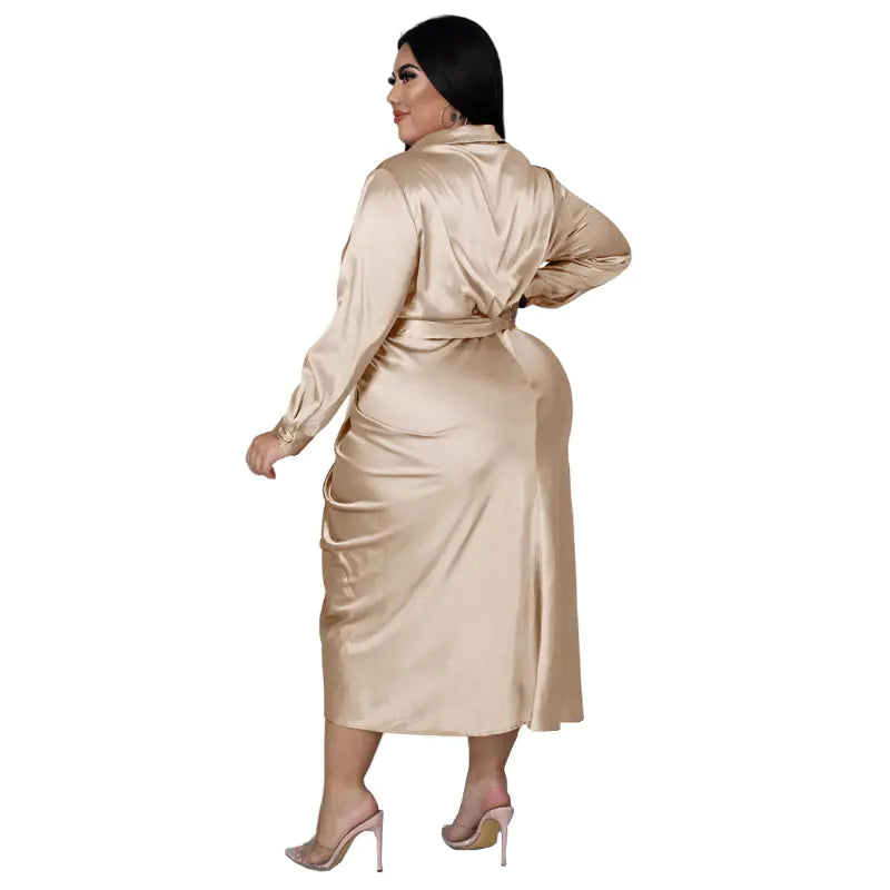 Chic Plus Size Ruched Midi Dress